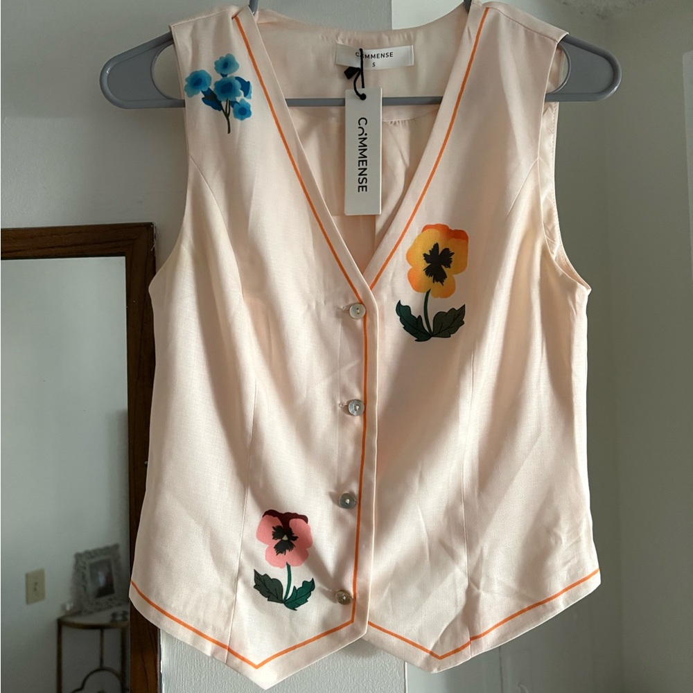Cream Floral Women's Top